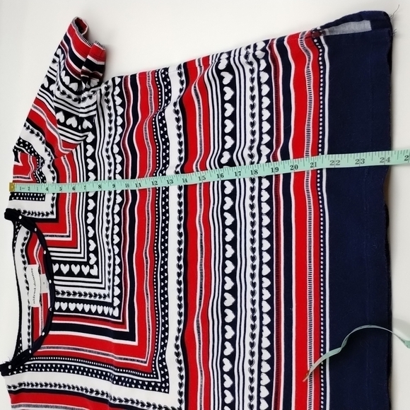 Alfred Dunner Pullover Red White Blue Top Short Sleeve Size Medium Heart Print - Picture 8 of 8